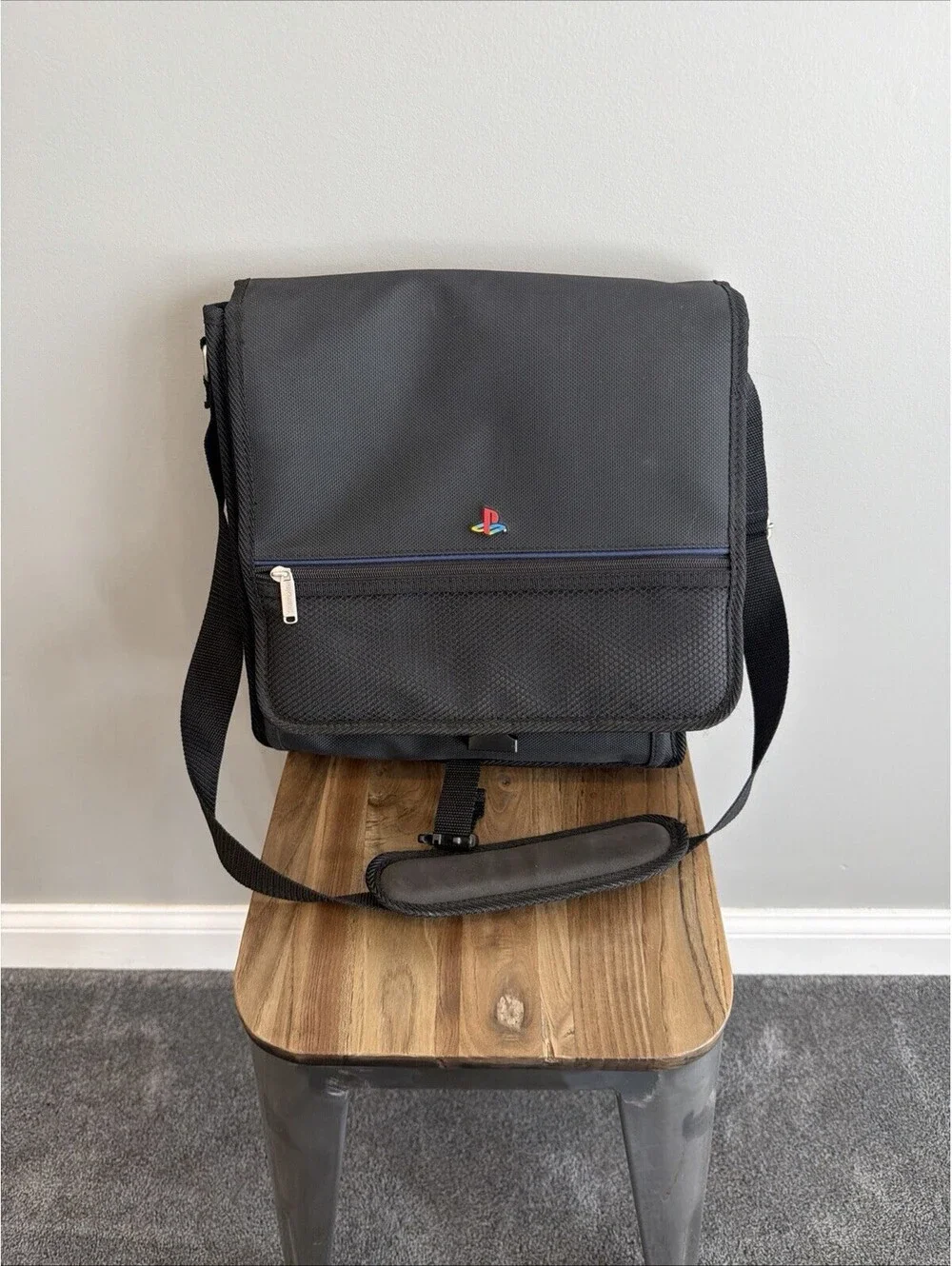 Vtg Sony PlayStation Messenger Travel Bag Carry Case PS1 PS2 Strap Black EUC